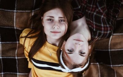 Two friends: such love