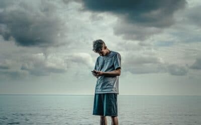 Distracted from distraction by distraction