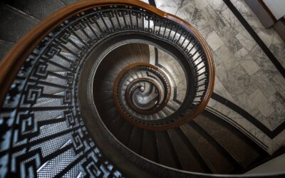 A staircase for waiting in silence