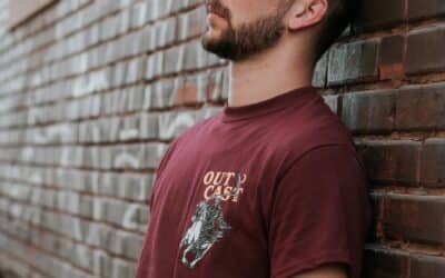 I despise myself and curse my fate